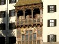 Innsbruck - das Goldene Dachl, ein spätgotischer Prunkerker am Neuen Hof 