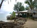 Der Big Mama Yacht Club ist das einzige Gebäude auf Pangaimotu, der traumhaften Atoll-Insel