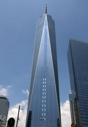 Der 541, 3 Meter hohe One World Tower des neuen World Trade Centers - Financial District Manhattan, New York City