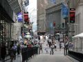 Die Wall Street, von der Broad Street aus aufgenommen - Financial District Manhattan, New York City