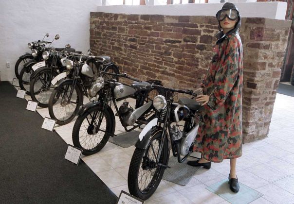 NSU D Pony 100, Baujahr 1938 - Einzylinder-Zweitaktmotor mit Nasenkolben, 97ccm, 3 PS NSU D Pony 100, Baujahr 1938 - Einzylinder-Zweitaktmotor mit Nasenkolben, 97ccm, 3 PS