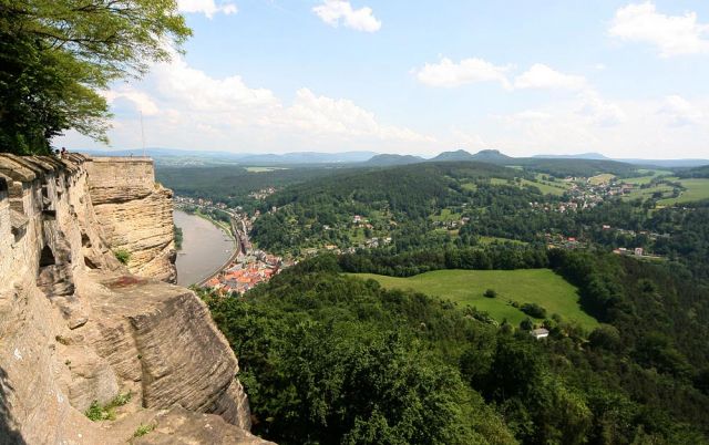 Festung Königstein, Sächsischen Schweiz - die 'Königsnase', der östlichste Punkt des Festungsplateaus, ein Blick in das Elbtal