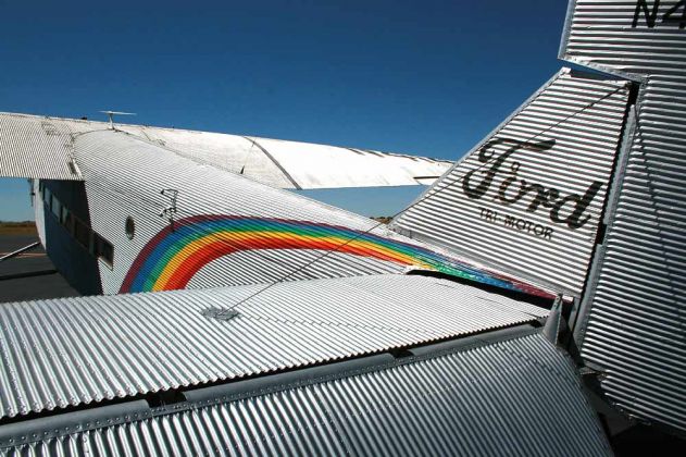 Planes of Fame - Ford Trimotor N 414 H Planes of Fame - Ford Trimotor N 414 H