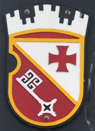 Bremen-Vegesack - das Vegesacker Wappen, fotrografiert am Schornstein des Schleppers 'Regina'