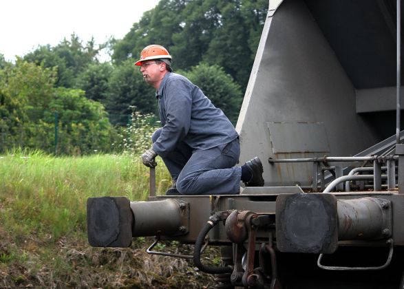 Delmenhorst-Harpstedter-Eisenbahn - Rangierer bei der Arbeit Delmenhorst-Harpstedter-Eisenbahn - Rangierer bei der Arbeit