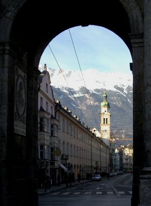 Innsbruck, die Hauptstadt des Bundeslandes Tirol - eine Städtereise Innsbruck, die Hauptstadt des Bundeslandes Tirol - eine Städtereise