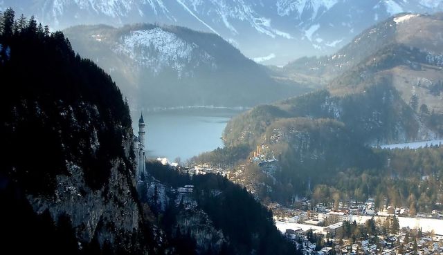 Schloss Neuschwanstein und Alpsee - Aussicht aus der Tegelbergbahn