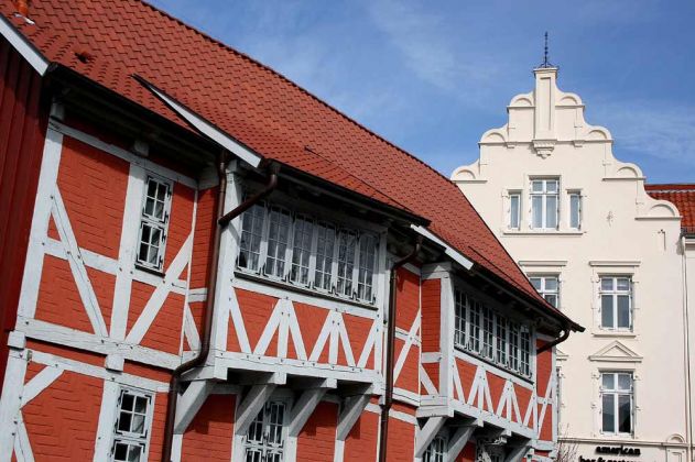 Gewölbe, das denkmalgeschützte Fachwerkhaus in der Runden Grube und das Hotel New Orleans - Hansestadt Wismar Gewölbe, das denkmalgeschützte Fachwerkhaus in der Runden Grube und das Hotel New Orleans - Hansestadt Wismar