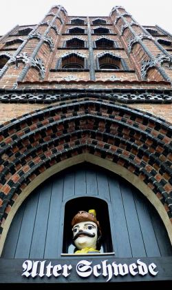 Alter Schwede, das älteste Bürgerhaus Wismars am Alten Markt - historisches Restaurant Alter Schwede, das älteste Bürgerhaus Wismars am Alten Markt - historisches Restaurant