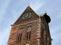 Die Kirchturmspitze der Sankt Marienkirche in Wismar