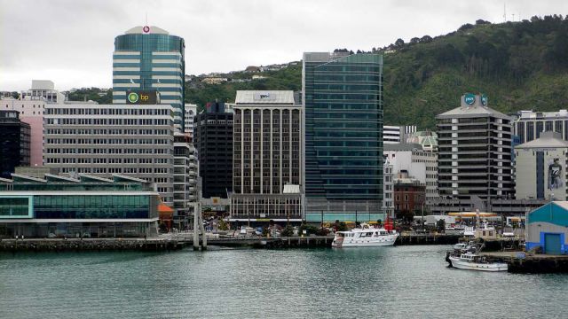 Ankunft mit der Fähre in Wellington - die Wellington Waterfront