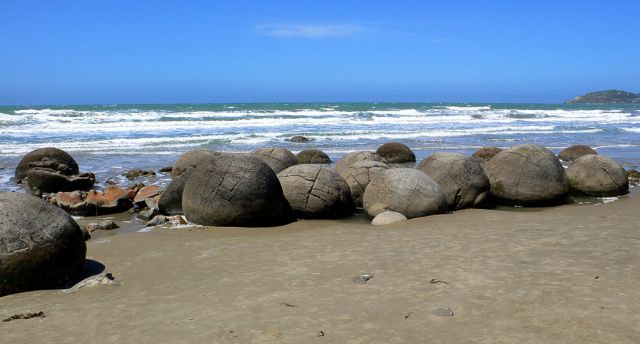 Die Moeraki-Boulders - Felskugeln am Koekohe Beach in Otago