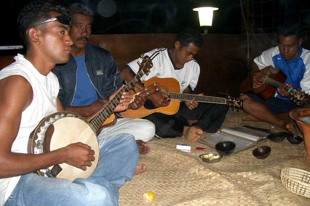 Neiafu auf Vava'u - eine traditionelle Kava-Sitzung