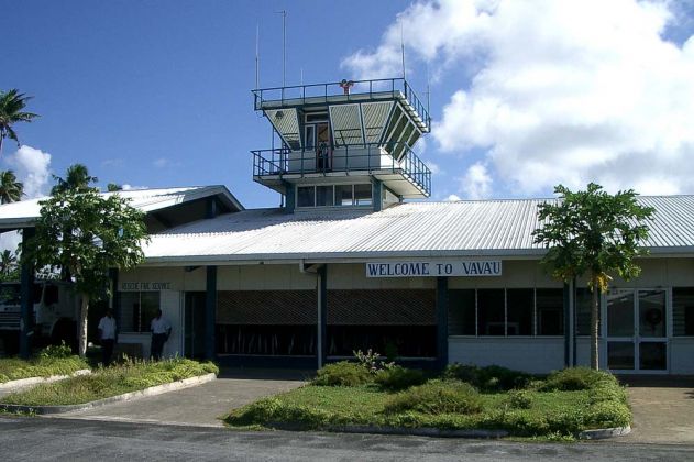 Der Lupepau'u International Airport von Neiafu im Archipel Vava'u - Königreich Tonga Der Lupepau'u International Airport von Neiafu im Archipel Vava'u - Königreich Tonga