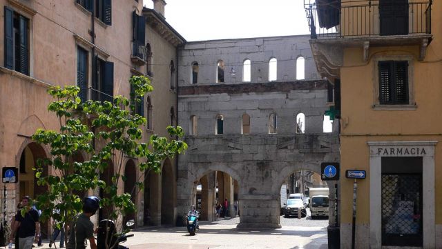 Städtereise Verona - Porta dei Borsari