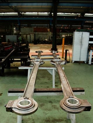 Dampflokwerk Meiningen - Dampflok-Treibstangen Dampflokwerk Meiningen - Dampflok-Treibstangen