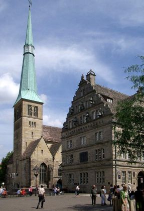 Hamelner Marktkirche St. Nicolai und Hochzeitshaus
