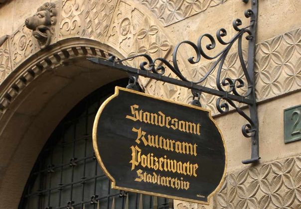 In den Altstadt-Gassen der Rattenfänger-Stadt Hameln In den Altstadt-Gassen der Rattenfänger-Stadt Hameln