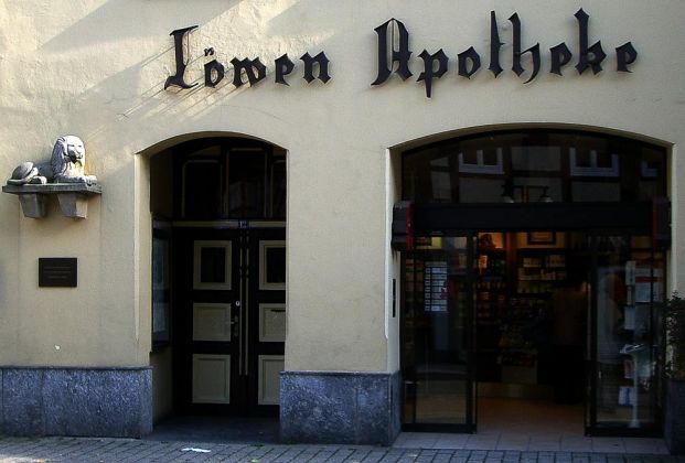 In den Altstadt-Gassen der Rattenfänger-Stadt Hameln In den Altstadt-Gassen der Rattenfänger-Stadt Hameln