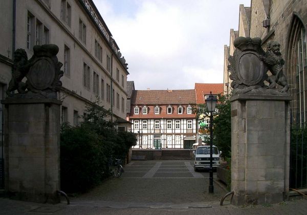 In den Altstadt-Gassen der Rattenfänger-Stadt Hameln In den Altstadt-Gassen der Rattenfänger-Stadt Hameln