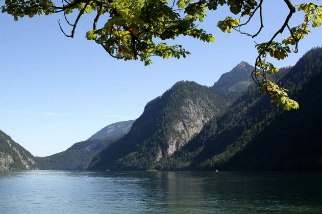 Der Königssee im Nationalpark Berchtesgaden Der Königssee im Nationalpark Berchtesgaden