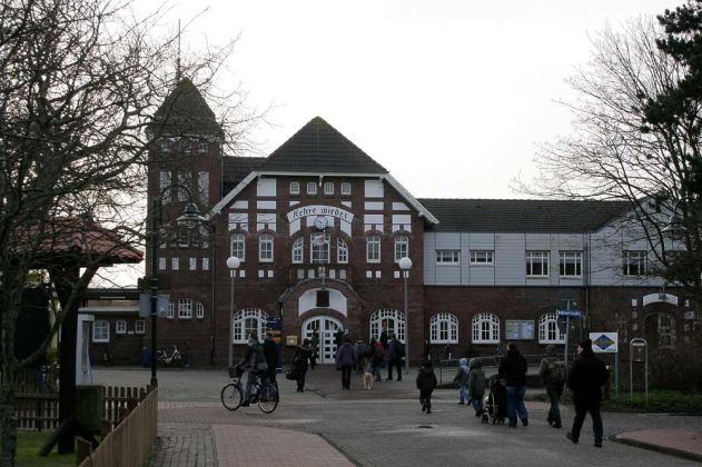 Der Bahnhof der Inselbahn Wangerooge - Nordseeinsel Wangerooge Der Bahnhof der Inselbahn Wangerooge - Nordseeinsel Wangerooge