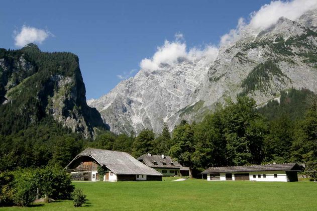 Halbinsel Hirschau am Westufer des Königssees mit Watzmann-Ostwand - Berchtesgadener Land Halbinsel Hirschau am Westufer des Königssees mit Watzmann-Ostwand - Berchtesgadener Land