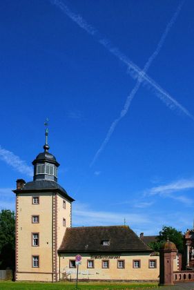 Der Nordturm des Schlosses und Klosters Corvey bei Höxter an der Weser Der Nordturm des Schlosses und Klosters Corvey bei Höxter an der Weser