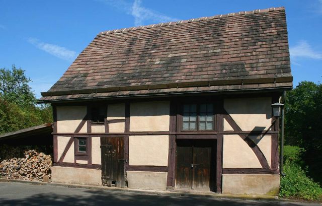 Fachwerk-Scheune der Domäne - Schloss und Kloster Corvey bei Höxter an der Weser Fachwerk-Scheune der Domäne - Schloss und Kloster Corvey bei Höxter an der Weser