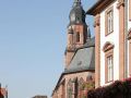 Heidelberg am Neckar - die Hauptstrasse, Fussgängerzone mit der Heiliggeistkirche