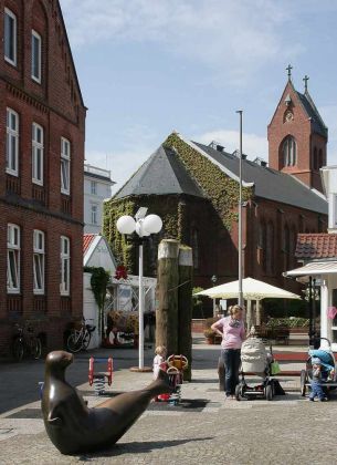 Norderney, die ev. luth. Inselkirche in der Kirchstrasse