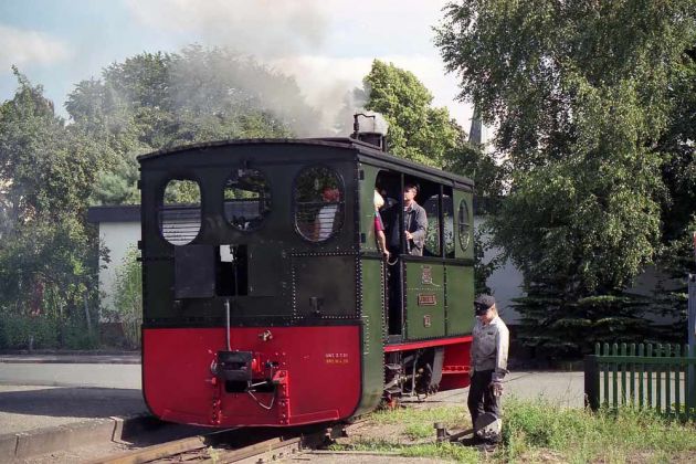 Umsetzen der Kastenlok Plettenberg am End-Bahnhof Asendorf Umsetzen der Kastenlok Plettenberg am End-Bahnhof Asendorf