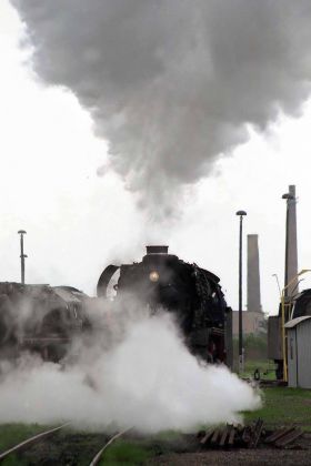 Traditionsbahnbetriebswerk Staßfurt - die schwere Güterzug-Dampflokomotive 44 1486 Traditionsbahnbetriebswerk Staßfurt - die schwere Güterzug-Dampflokomotive 44 1486