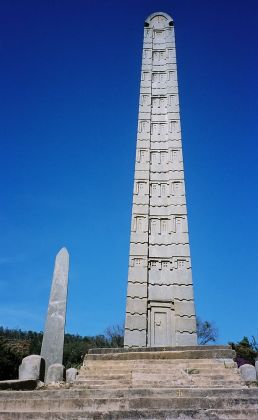 Die Stele des Ezana im Stelenpark von Axum