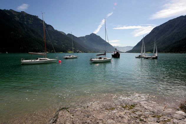 Der Achensee in Pertisau in Tirol Der Achensee in Pertisau in Tirol