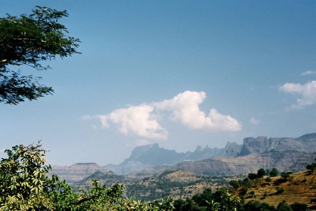 Auf der Route 30 von Gondar nach Axum im Simien Mountains National Park - eine Rundreise durch Äthiopien Auf der Route 30 von Gondar nach Axum im Simien Mountains National Park - eine Rundreise durch Äthiopien
