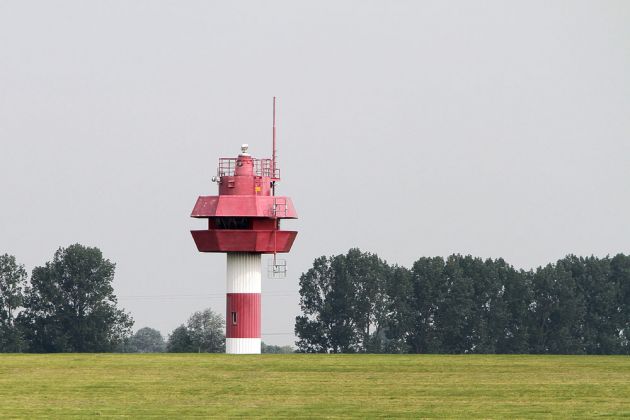 Leuchttürme deutsche Nordseeküste - Wybelsum, Unterems - Quermarkenfeuer 18 m hoch, Baujahr 1970 - Niedersachsen, Ostfriesland