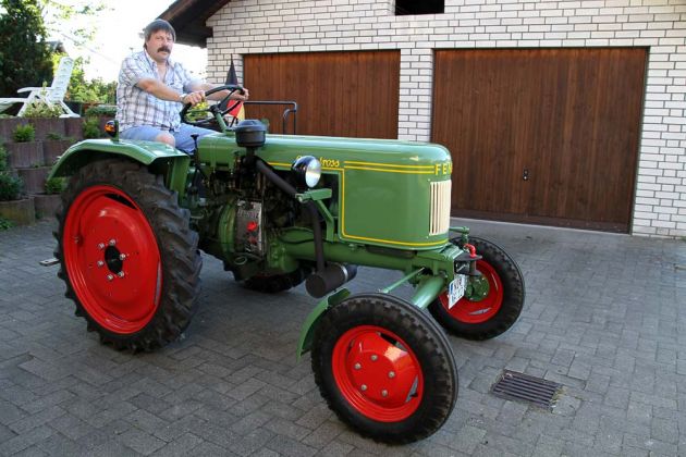 Ackerschlepper Oldtimer - Fendt Dieselross Ackerschlepper Oldtimer - Fendt Dieselross