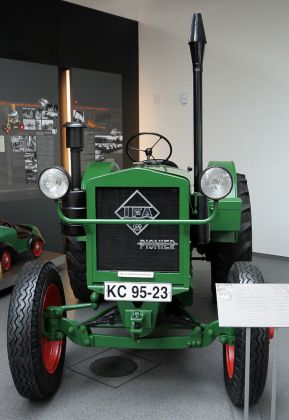 IFA Pionier ES 01 - VEB Horch Kraftfahrzeug- und Motorenwerke Zwickau, Baujahre 1949 bis 1950 - August-Horch-Museum, Zwickau IFA Pionier ES 01 - VEB Horch Kraftfahrzeug- und Motorenwerke Zwickau, Baujahre 1949 bis 1950 - August-Horch-Museum, Zwickau