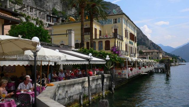 Limone sul Garda,  Restaurants am alten Hafen - Gardasee
