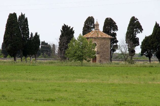 Urlaub in der Toskana - Historischer Turm an der Via Aurelia - Castagneto Carducci, Toskana