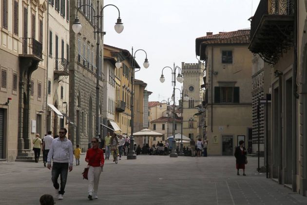 Via Camillo Benso Cavour, Pistoia Via Camillo Benso Cavour, Pistoia