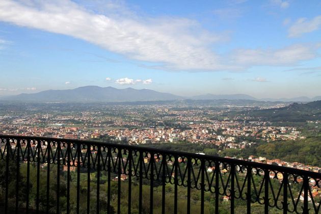 Urlaub in der Toskana - Montecatini Terme, Überblick von Montecatini Alto aus Urlaub in der Toskana - Montecatini Terme, Überblick von Montecatini Alto aus