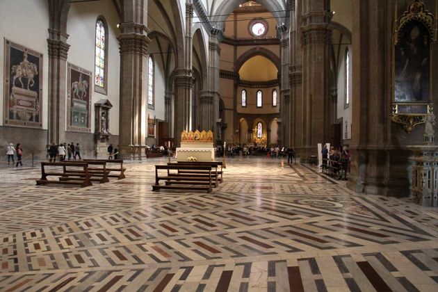 Florenz, der Dom - Innen-Ansicht der Kathedrale Santa Maria del Fiore