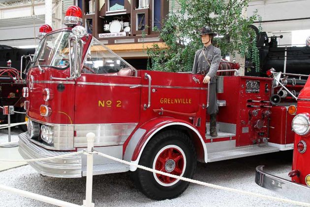 Mack C 75 Pumper - Feuerwehr-Oldtimer USA Mack C 75 Pumper - Feuerwehr-Oldtimer USA