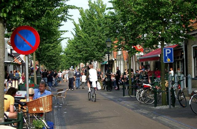 Midsland Terschelling - Fussgängerzone Oosterburen Midsland Terschelling - Fussgängerzone Oosterburen