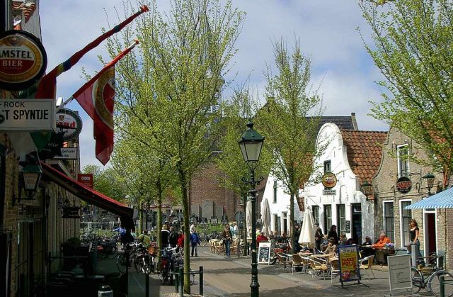 Midsland Terschelling - Fussgängerzone Oosterburen Midsland Terschelling - Fussgängerzone Oosterburen