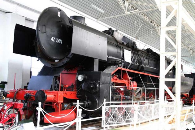 42 1504, Baujahr 1944, ex PKP Ty 43-127 - Kriegsdampflokomotive KDL 3 für die Deutsche Reichsbahn - Liller Halle, Technikmuseum Speyer 42 1504, Baujahr 1944, ex PKP Ty 43-127 - Kriegsdampflokomotive KDL 3 für die Deutsche Reichsbahn - Liller Halle, Technikmuseum Speyer