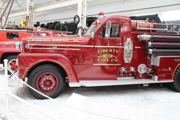 Eine historische US-Feuerwehr - Seagrams Pumper, Baujahr 1958 - Technikmuseum Speyer