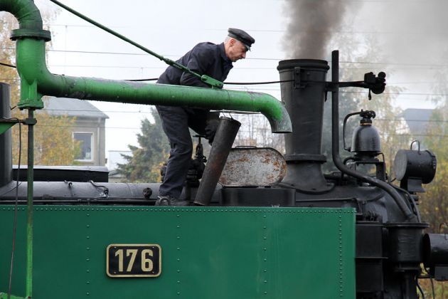 Der Traditionszug der Traditionsbahn Radebeul e. V. - Sächsische IV K Der Traditionszug der Traditionsbahn Radebeul e. V. - Sächsische IV K